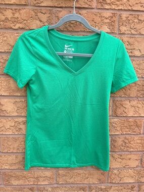 Nike Dri-FIT Athletic Cut V-Neck T-Shirt